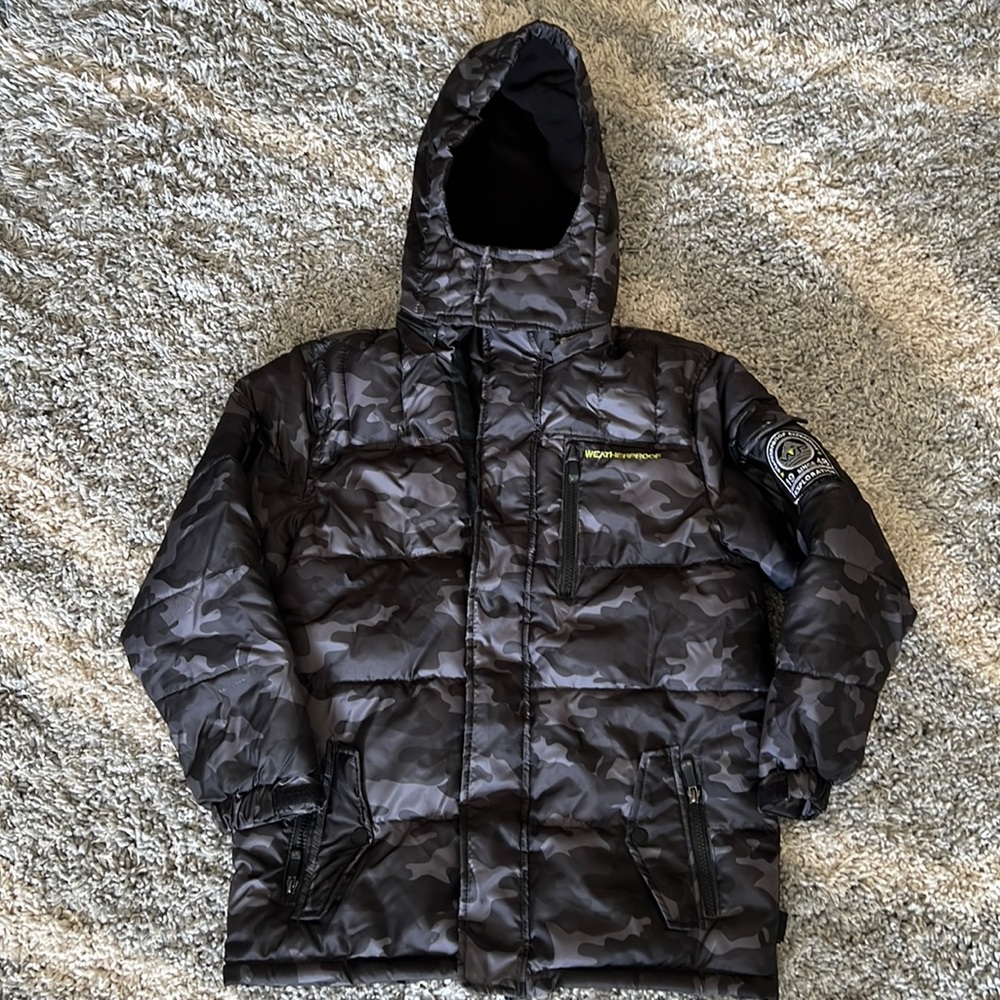 Like new! Thick winter jacket